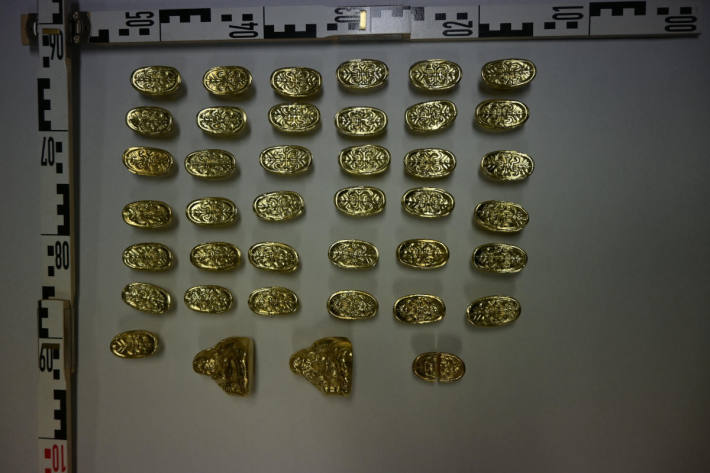 Ende April verkauften die Täter das vermeintliche Gold am Restaurantbesitzer.