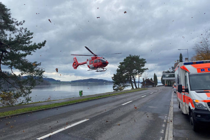 21-​jährigen Taucher ins Spital geflogen