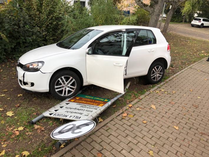 Verkehrsunfall durch medizinischen Notfall