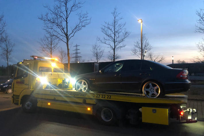 Fahrzeugbeschlagnahmung am Car-Freitag