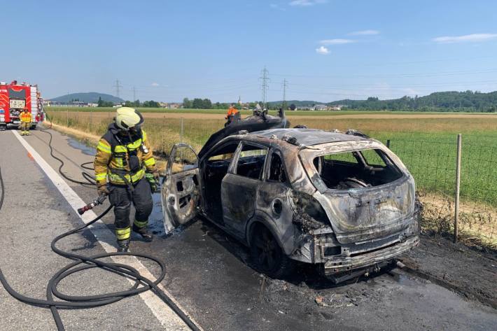 Am Fahrzeug entstand Totalschaden