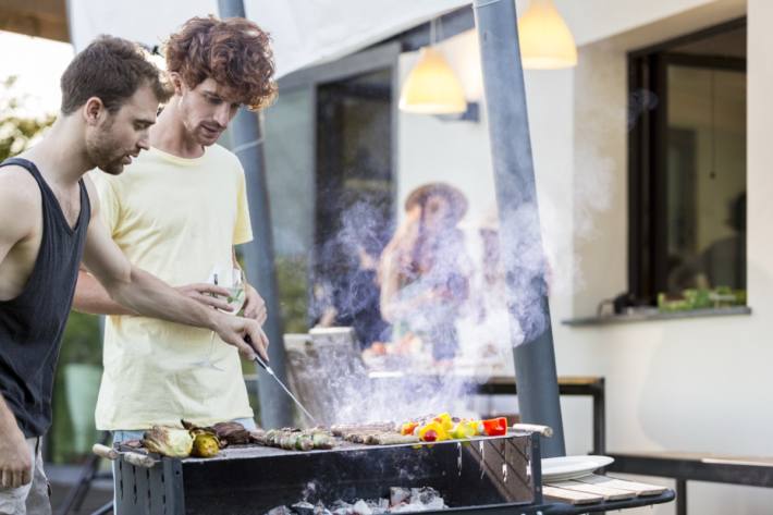 900 Grillunfälle pro Jahr in der Schweiz.