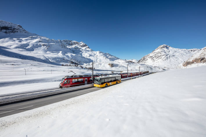 Bus statt Zug auf der Berninaliine