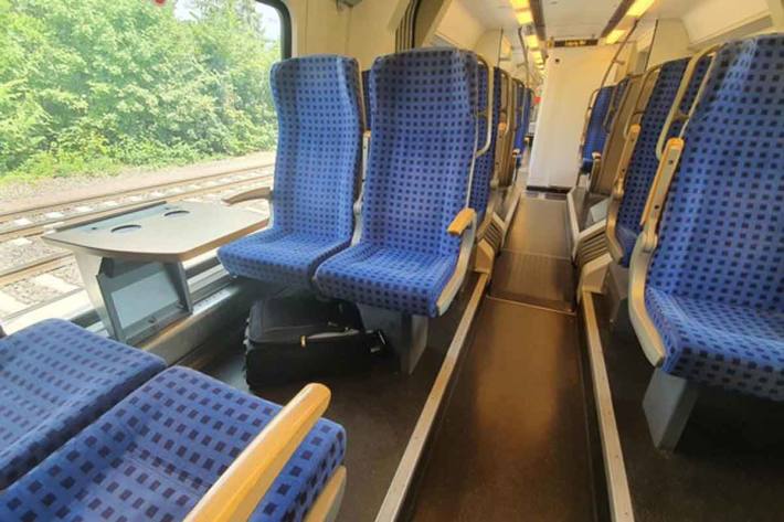 Der herrenlose Koffer im Regionalexpress Leipzig-Gommern 