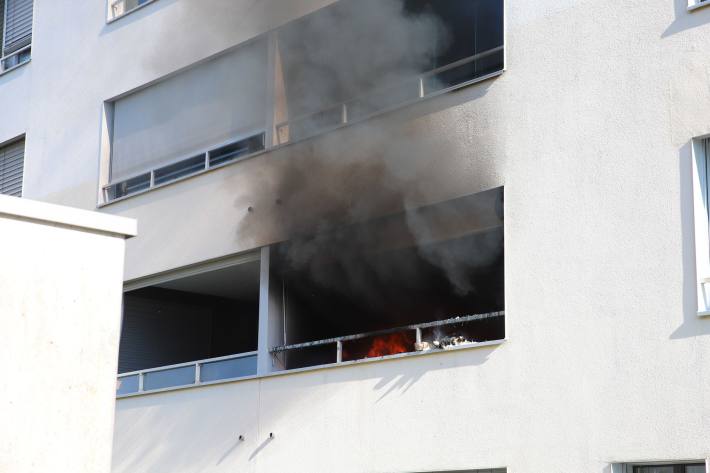 Brand auf Balkon 