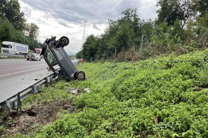 Es ist noch nicht klar, wieso das Auto ins Schleudern geriet