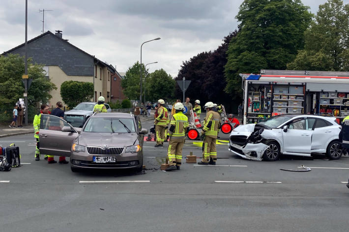 Die Autofahrerin missachtete das Vorfahrtsgebot, dadurch kam es zum Unfall.
