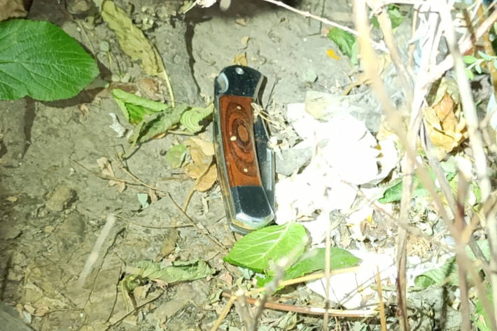 Die zwei Männer bedrohten den Imbissbesitzer und randalierten.