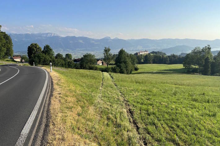 Rund 400 Meter über Wiesland gefahren