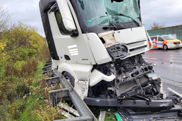 Schwerer Verkehrsunfall auf der A1 bei Gevelsberg