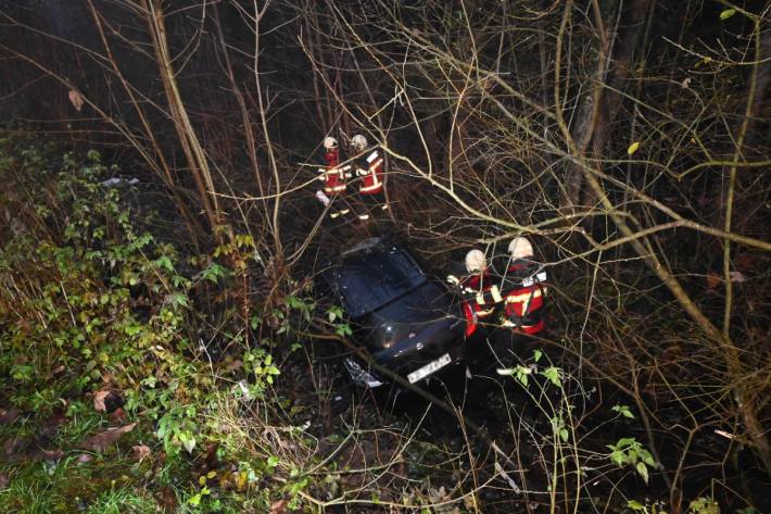 Die Autolenkerin hat gestern in Bütschwil SG die Kontrolle über das Auto verloren.