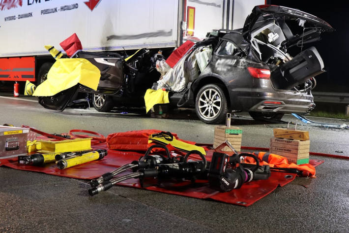 Tödlicher Verkehrsunfall auf der A7 bei Kaltenkirchen