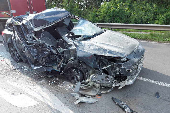  Drogenschmuggel endete mit Totalschaden nach missglücktem Fluchtversuch