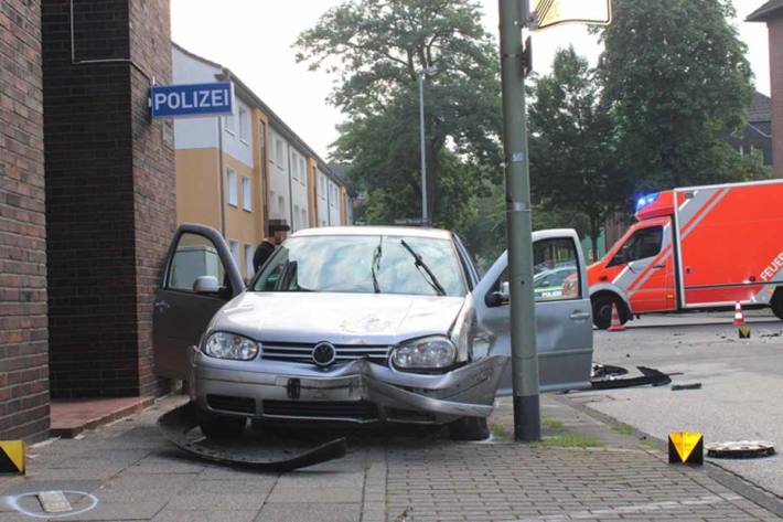 STOP-Schild in Obermarxloh ignoriert 