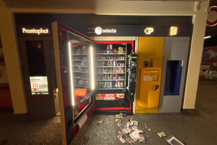 Der Selecta-Automat wurde beschädigt.