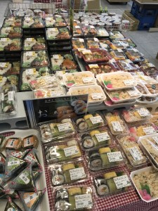 280円弁当販売してますよ。