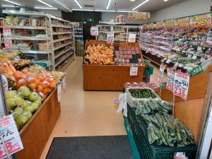 毎日市場より直送の新鮮野菜・果物を販売しております！