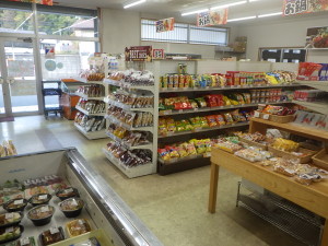 「さとのみせ」店内の様子