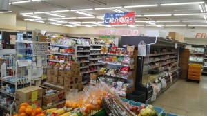 小さな店舗ですが普段使いに便利な商品取り揃えております♪