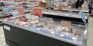 冷凍売場も充実しています♪冷食やアイス、さらには沼津直送の冷凍魚まで！！
