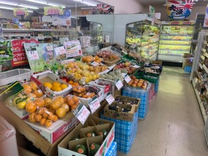 色々な野菜、果物を揃えています！