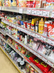 調味料やパスタなども多種取り揃えております。