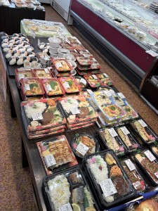 お弁当🍱､おにぎり🍙いろいろ取り揃えております！