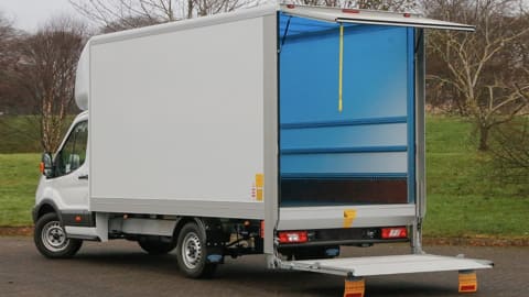 350 L5 FWD 2.0 EcoBlue 170ps Low Floor Luton Skeletal Van [2024]