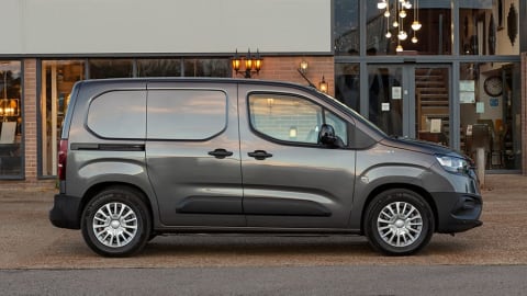 L2 Icon Van 50kWh Auto [2023]