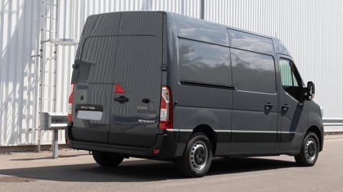 MWB FWD MM35 Blue dCi 135 Advance Medium Roof Van [2023.5]