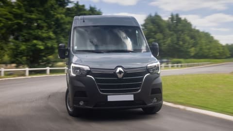 E-TECH MWB FWD MM35 57kW 52kWh Advance Medium Roof Van Auto [2023.5]