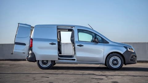 L2 E-TECH LL21 90kW 44kWh Advance [Safety] Crew Van Auto [2024]