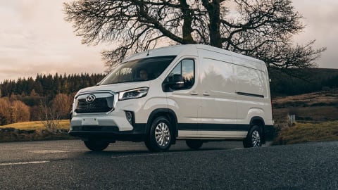 E LWB FWD 150kW High Roof Crew Van 72kWh Auto [2022]