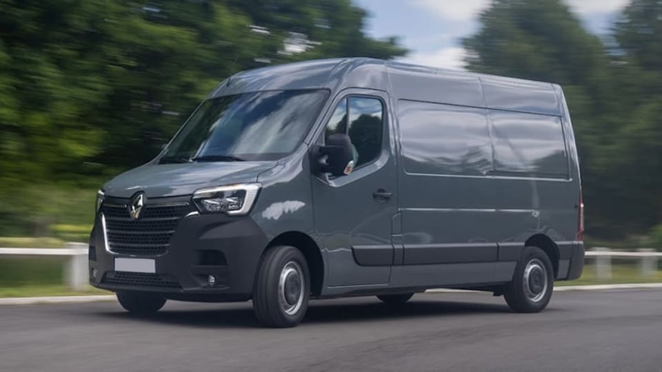 E-TECH MWB FWD MM35 57kW 52kWh Advance Medium Roof Van Auto [2023.5]