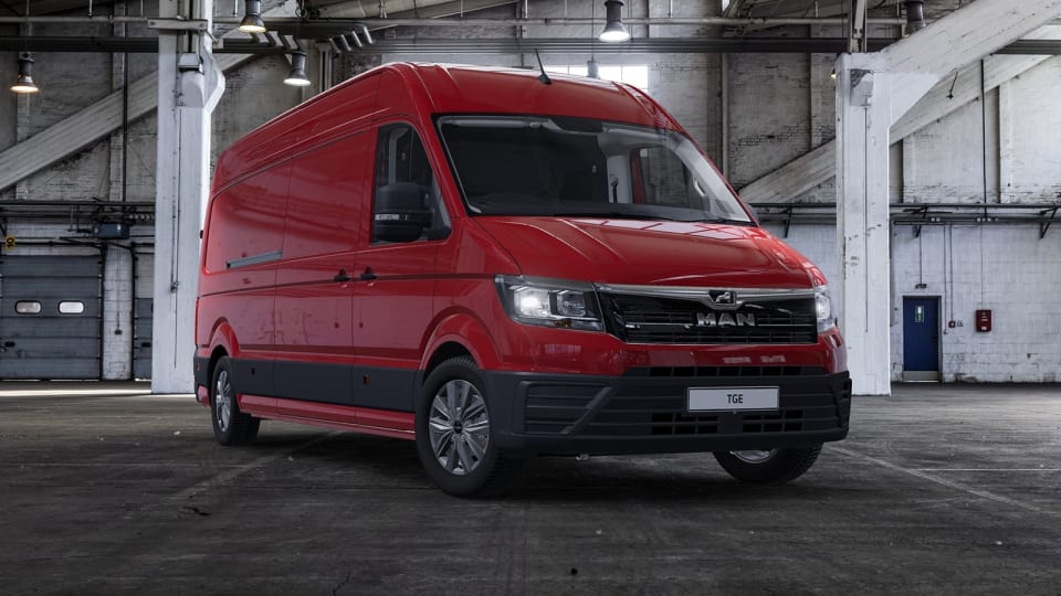 3 STANDARD 180 BiTurbo Lion XC Van [2024]