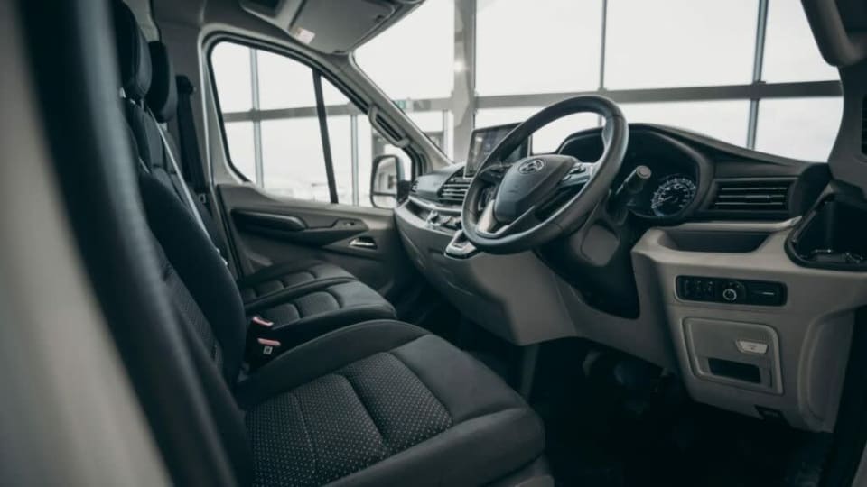 Maxus eDeliver 9 Large Van E LWB FWD 150kW High Roof Van 72kWh Auto