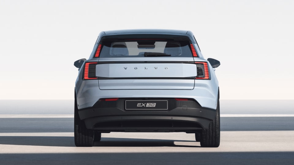 Volvo EX30 SUV 200kW SM Extended Range Plus 69kWh 5dr Auto Lease