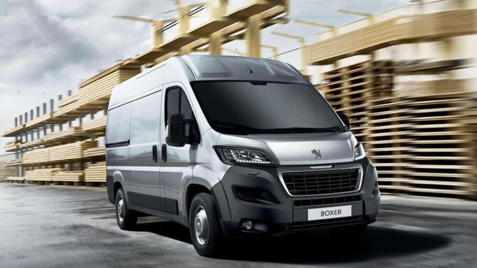 Peugeot Boxer Large Van 435 L4 2.2 BlueHDi H2 Professional Premium+ Van  140ps Lease - Select Van Leasing