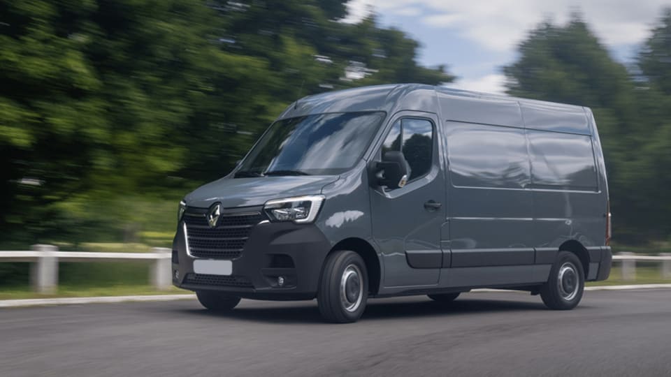 LWB FWD LM35 Blue dCi 150 Advance M/Roof Van Quickshift6 [2023.5]