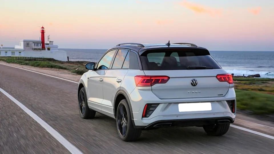 Volkswagen T-Roc Hatchback 1.5 TSI EVO R-Line 5dr DSG Lease - Select ...