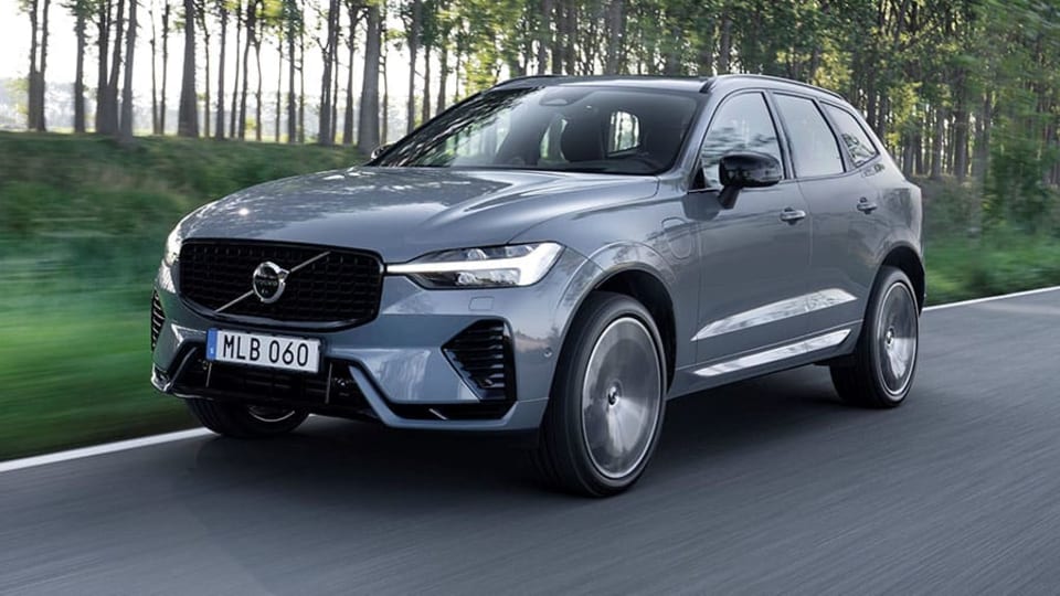 Volvo XC60 SUV 2.0 B5P Plus Dark 5dr AWD Geartronic Lease - Select Car Leasing