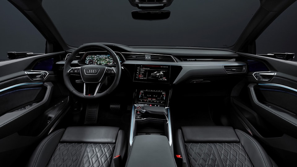 Audi Q8 etron Sportback 250kW 50 Quattro 95kWh Black Edition 5dr Auto