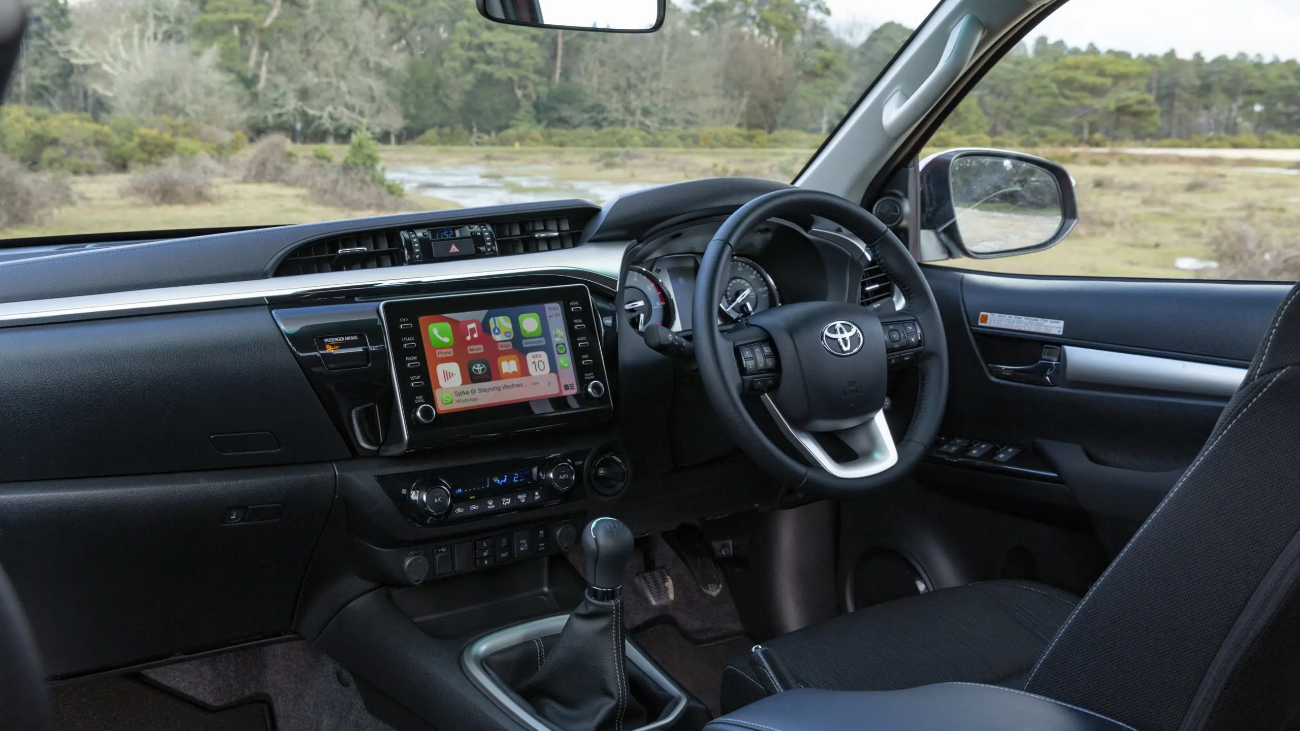 Toyota Hilux Pick Up Invincible X D/Cab Pick Up 2.8 D4D Lease Select