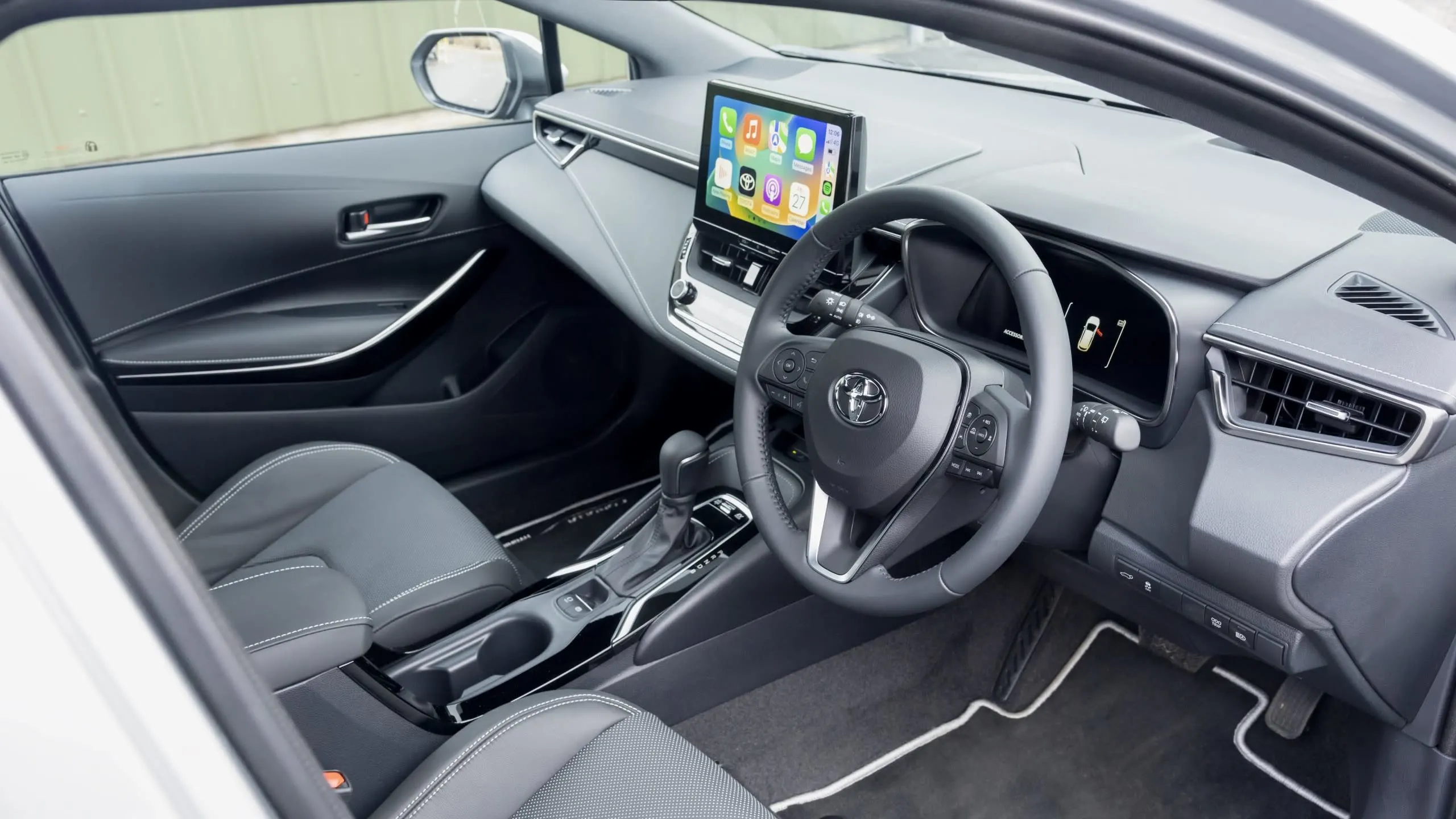 Toyota Corolla Estate 1.8 Hybrid Design 5dr CVT Lease Select Car Leasing