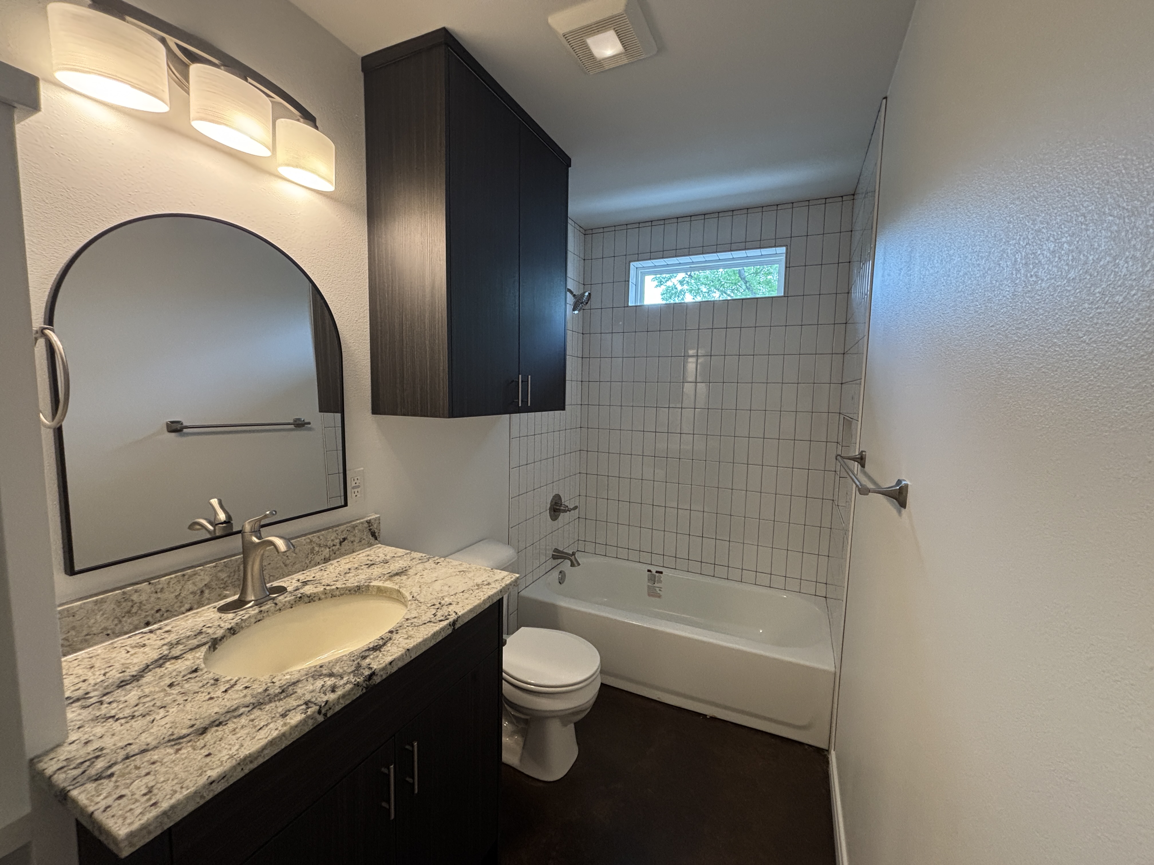 1025 Harlem Ave — photo 3