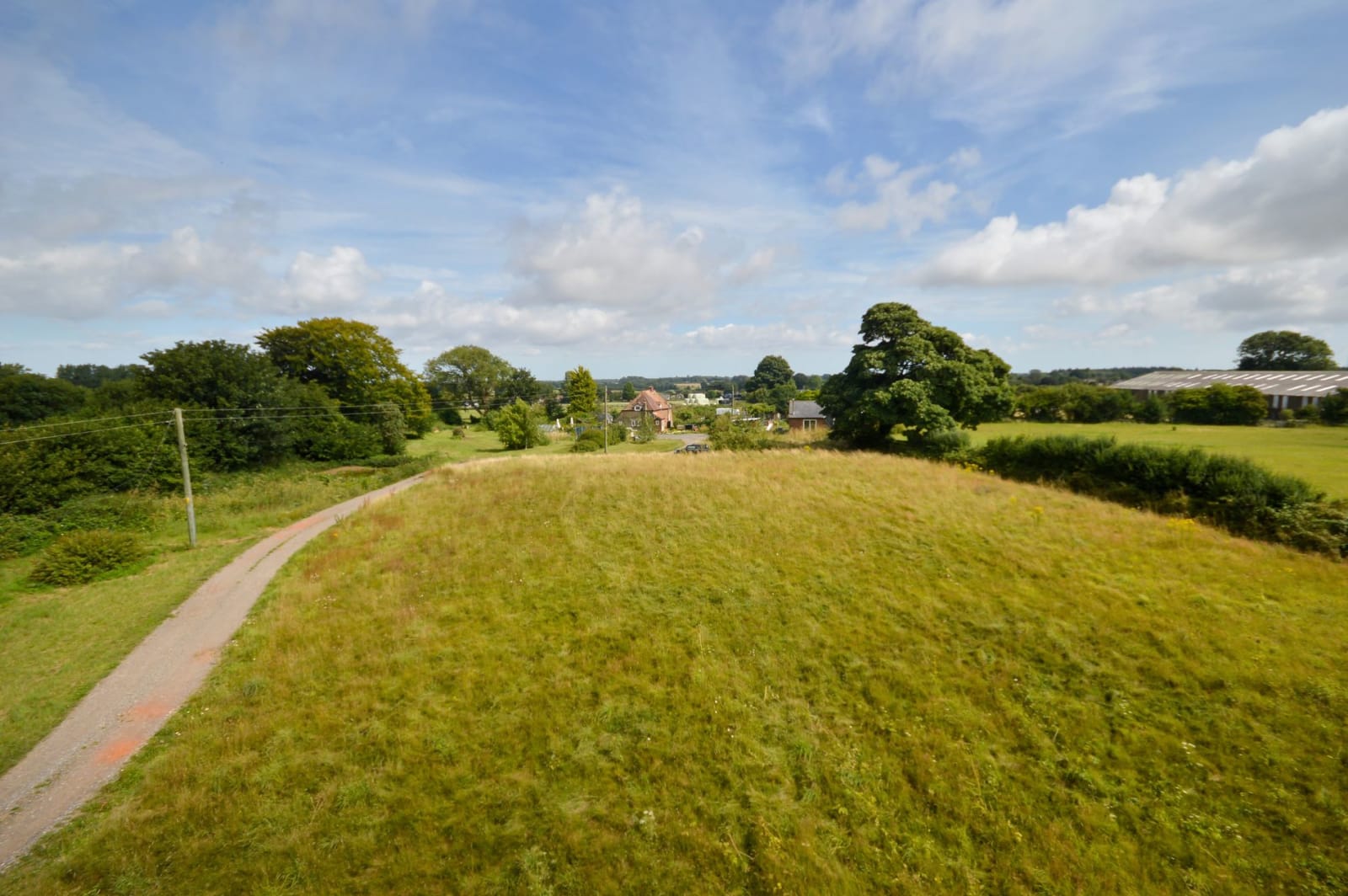 Densole, 3 Bedroom Rural Property CT18 | Hobbs Parker ...