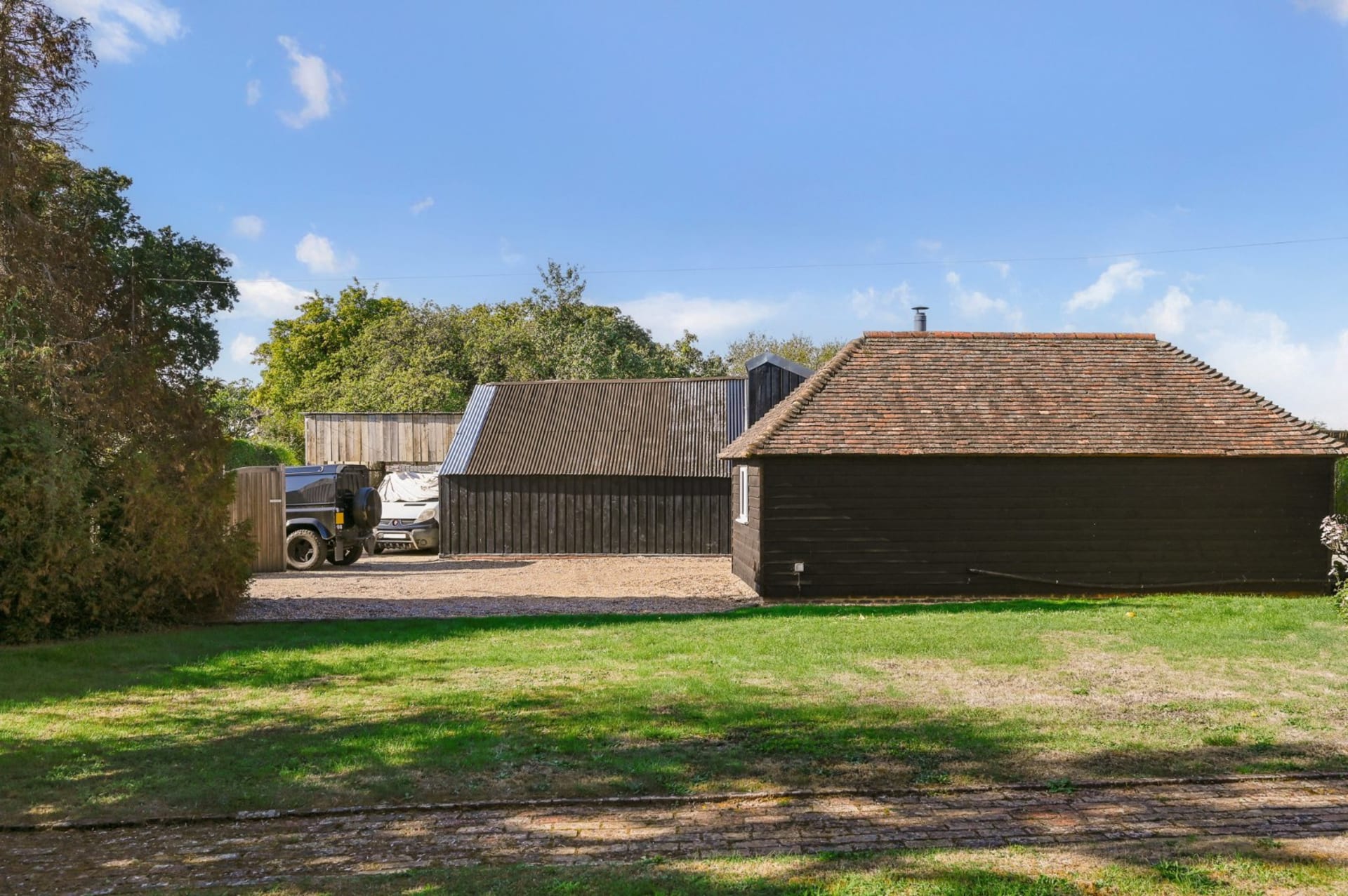Pluckley — £1,250,000