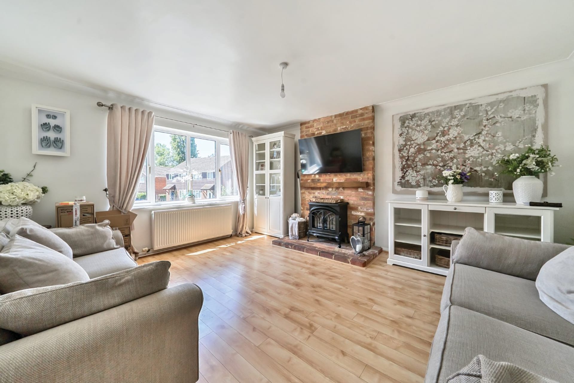 Willesborough — £435,000