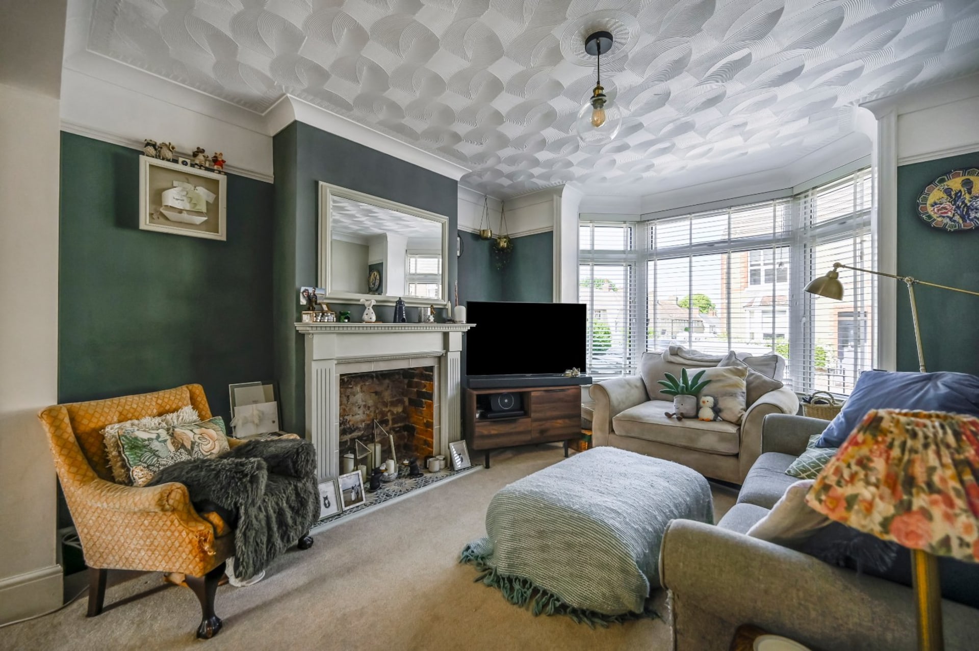 Willesborough — £340,000