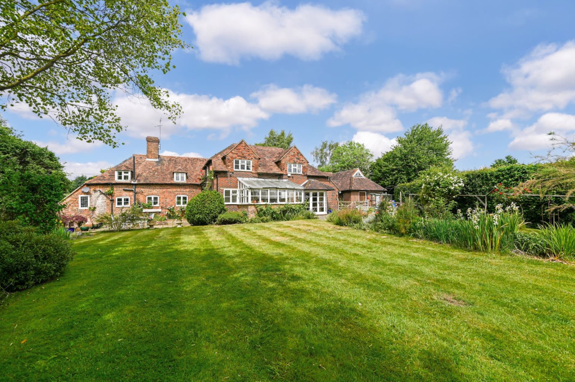 Bilting — £875,000